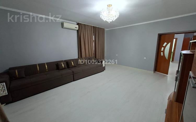 3-комнатная квартира · 90 м² · 3/5 этаж, мкр Нурсат, Мкр Нурсат, Назарбекова 75 — Аргынбекова, Байдибек Би за 220 000 ₸ в Шымкенте, Каратауский р-н — фото 2