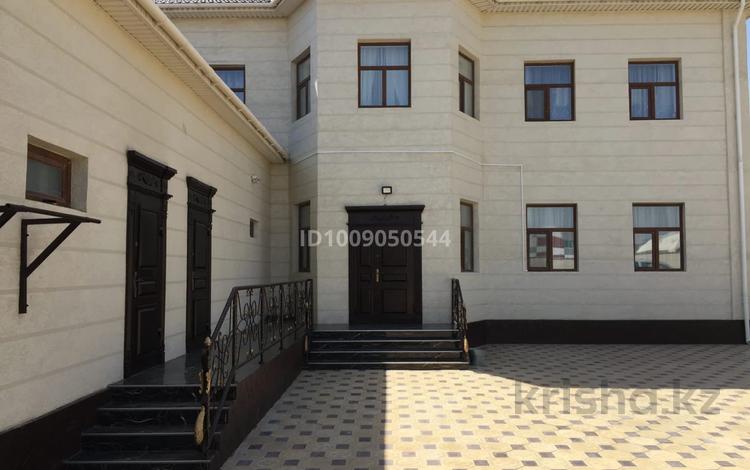 Жеке үй · 13 бөлме · 423 м² · 10 сот., Текей батыр 62 — Aray city mall, бағасы: 95 млн 〒 в  — фото 2