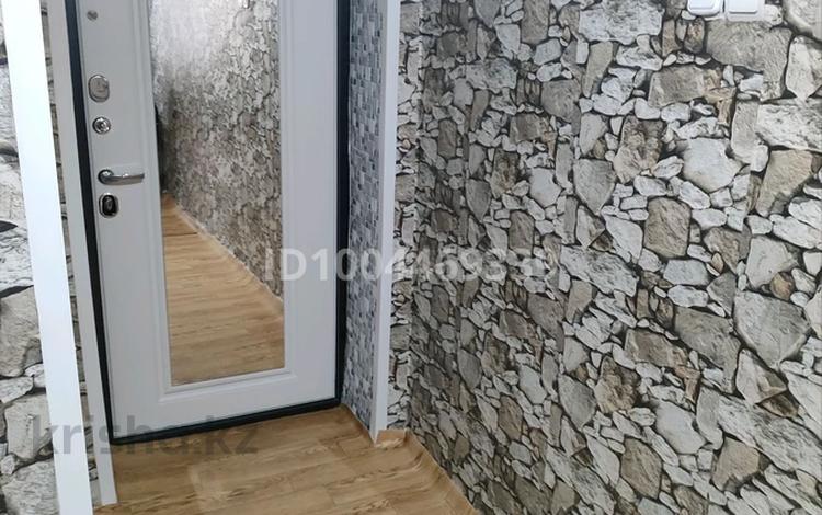 3-бөлмелі пәтер · 63.6 м² · 3/5 қабат, Майкудук, Майкудук, 13й микрорайон 22, бағасы: 15 млн ₸ в Караганде, Алихана Бокейханова р-н — фото 2