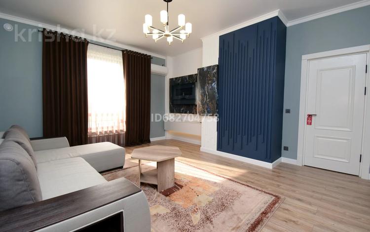 2-комнатная квартира · 70 м² · 1/2 этаж, Батырбекова — Отель Караван сарай фемили за 20 000 〒 в Туркестане — фото 28