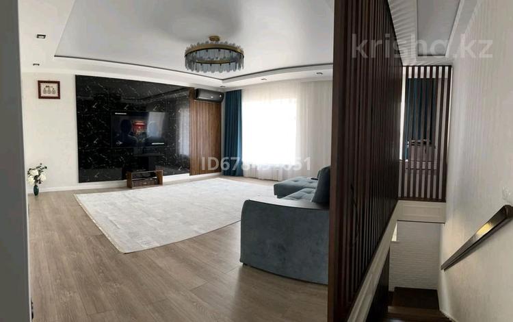 4-комнатная квартира · 167 м² · 1/4 этаж, Абдолова 40/6 — Кеменгер за 67 млн ₸ в Уральске — фото 12