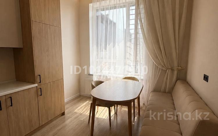 2-комнатная квартира · 45 м² · 12/12 этаж, Аль фараби 7 за 45 млн ₸ в Астане, Есильский р-н — фото 12