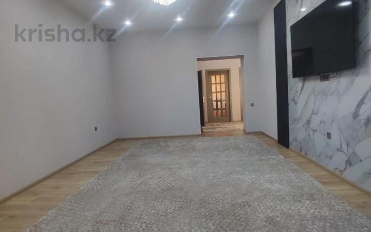 2-комнатная квартира · 72 м² · 7/9 этаж, мкр. Алтын орда, Алия Молдагуловой за 365 млн 〒 в Актобе — фото 7