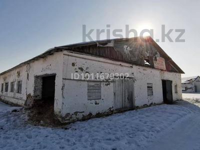 Промбаза · 2200 соток, База 2 — Возле рынка за 300 000 ₸ в Караоткеле