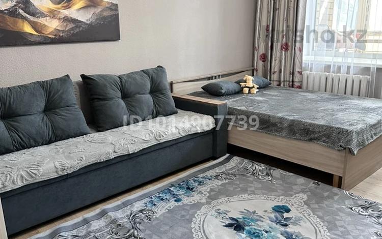 1-комнатная квартира · 43 м² · 8/12 этаж, Валиханова 1 за 240 000 ₸ в Астане, Алматы р-н — фото 2