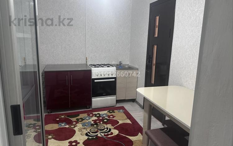 1-комнатная квартира · 30 м², мкр Астана, Фосфоритная 999 — Пересечение Проспекта Толе Би и Аль-Фара Би за 90 000 ₸ в Таразе — фото 6