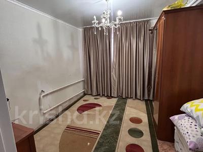 3-комнатная квартира · 64 м² · 4/5 этаж, 4 микрорайон за 20 млн 〒 в Уральске