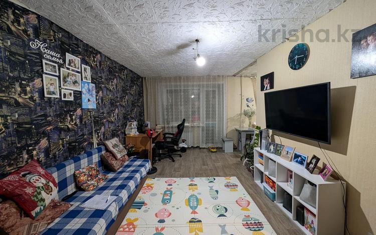 2-комнатная квартира · 48.8 м² · 2/5 этаж, Майкудук, Майкудук, 13й микрорайон 24 за 9.3 млн 〒 в Караганде, Алихана Бокейханова р-н — фото 2