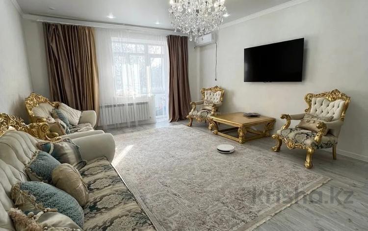 5-бөлмелі пәтер · 199.3 м² · 1/3 қабат, Рыскулбекова 51, бағасы: 55 млн ₸ в Западно-Казахстанской обл. — фото 13