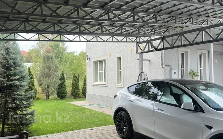 Отдельный дом · 3 комнаты · 134.1 м² · 3.4 сот., мкр Горный Гигант за 210 млн ₸ в Алматы, Медеуский р-н — фото 2