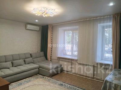 3-бөлмелі пәтер · 67 м² · 1/3 қабат, Алексеенко 2, бағасы: 9 млн ₸ в Курчатове