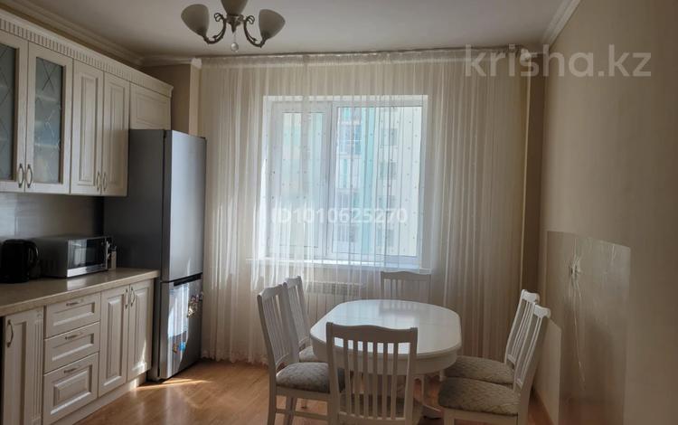 3-бөлмелі пәтер · 80 м² · 4/9 қабат, ул. Молдагалиева 4, бағасы: 280 000 ₸ в Астане, Нура р-н — фото 2