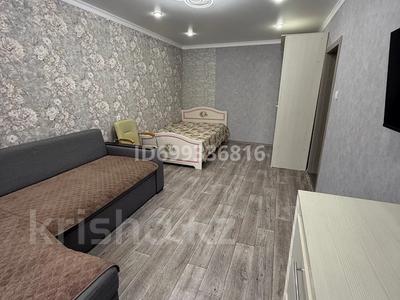 1-комнатная квартира · 32 м² · 1/5 этаж, 4 — 3 школа за 10 000 〒 в Аксае