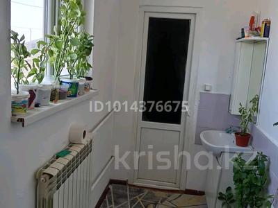 Жеке үй · 4 бөлме · 100 м² · 55 жүзд., Астана 8 105 — Ерлан магазин арты, бағасы: 14 млн ₸ в Батыре