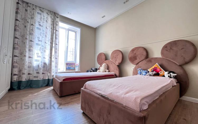 4-комнатная квартира · 130 м² · 3/10 этаж, Анет баба 11/2 — ЭКСКЛЮЗИВНОЕ ПРЕДЛОЖЕНИЕ за 85 млн ₸ в Астане, Нура р-н — фото 15