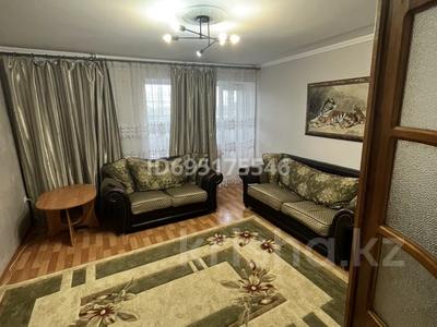 4-комнатная квартира · 75 м² · 8/9 этаж, мкр Юго-Восток, Республики 18 за 260 000 〒 в Караганде, Казыбек би р-н