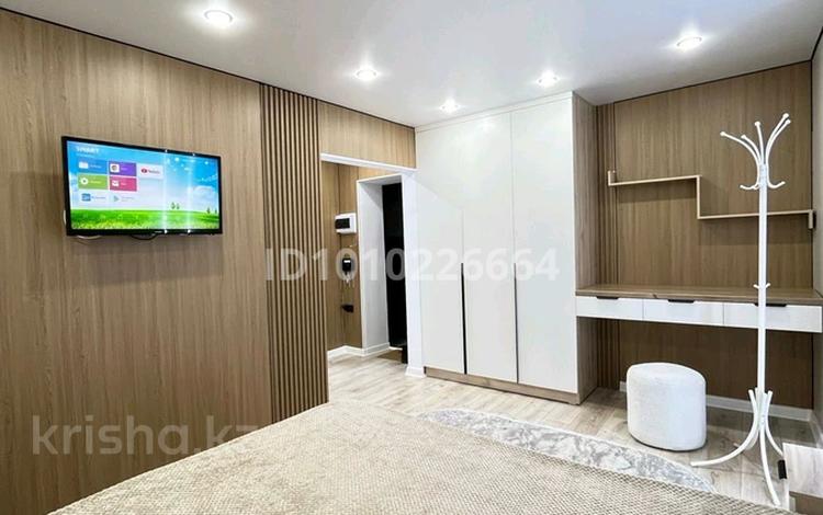 1-бөлмелі пәтер · 30 м² · 5/5 қабат, Мкр Жастар 14 — Желтоксан-ракишева, бағасы: 15 000 ₸ в Талдыкоргане, мкр Жастар — фото 2