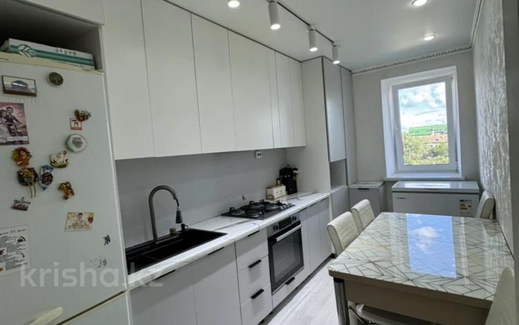 4-бөлмелі пәтер · 76.4 м² · 5/5 қабат, Автопарк 30, бағасы: 26.5 млн ₸ в Уральске — фото 2