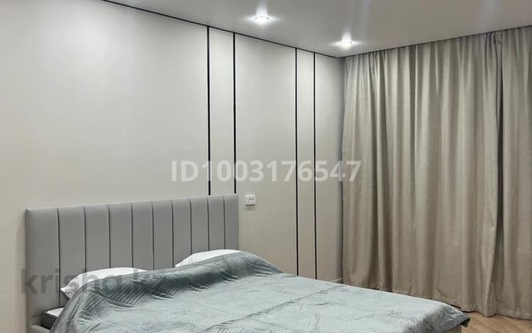 1-комнатная квартира · 44 м² · 10/12 этаж, Торекулова 93 за 16 000 ₸ в Алматы, Алмалинский р-н — фото 2