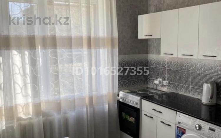1-комнатная квартира · 33.4 м² · 1/9 этаж, 8 микрорайон 140 за 8 млн ₸ в Темиртау — фото 2