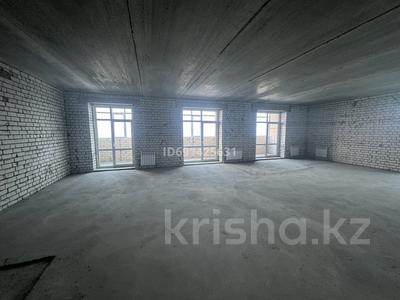 4-комнатная квартира, 150 м², 4/9 этаж, Достоевского 174а за 55 млн 〒 в Семее