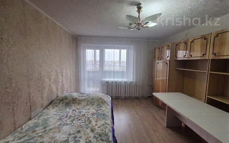 3-комнатная квартира · 73.9 м² · 6/9 этаж, Майкудук, Майкудук Сталелитейная за 16 млн ₸ в Караганде, Алихана Бокейханова р-н — фото 2