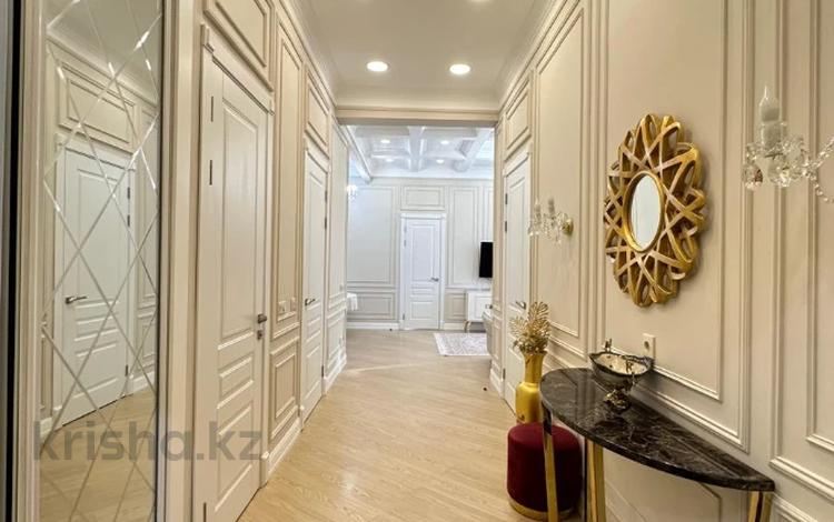 4-комнатная квартира · 104 м² · 3/6 этаж, Омаровой за 125 млн ₸ в Алматы, Медеуский р-н — фото 2