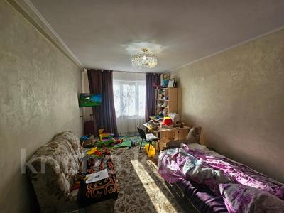 2-комнатная квартира, 48 м², 3/5 этаж, проспект Каныша Сатпаева 20 за 23.4 млн 〒 в Усть-Каменогорске