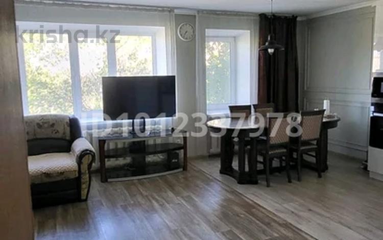 4-бөлмелі пәтер · 80 м² · 3/5 қабат, Пр. Назарбаева 87 — Район "Электротовары", бағасы: 39 млн ₸ в Усть-Каменогорске, Ульбинский — фото 2