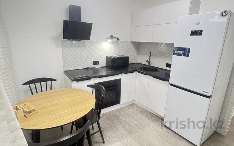 1-комнатная квартира · 40 м² · 1/12 этаж, Сатпаева 90 — Туркебаева за 300 000 ₸ в Алматы, Бостандыкский р-н — фото 2