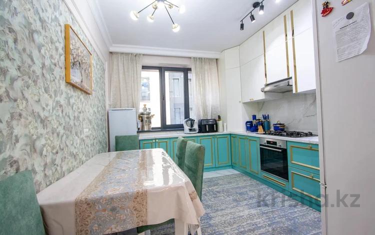 3-бөлмелі пәтер · 100 м² · 2/3 қабат, ул. Кулболды 1/2к4, бағасы: 95 млн ₸ в Алматы, Наурызбайский р-н — фото 2