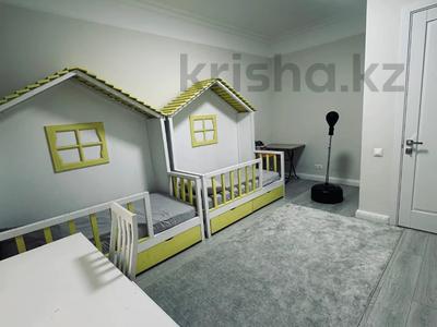 2-бөлмелі пәтер · 105 м² · 2/12 қабат, Розыбакиева 181а, бағасы: 121.5 млн ₸ в Алматы, Бостандыкский р-н