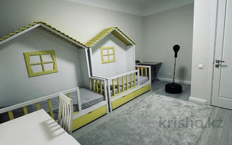 2-бөлмелі пәтер · 105 м² · 2/12 қабат, Розыбакиева 181а, бағасы: 121.5 млн ₸ в Алматы, Бостандыкский р-н — фото 3