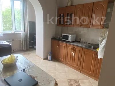 3-бөлмелі пәтер · 77 м² · 4/5 қабат, Көктем-1 ш/а., бағасы: 63 млн ₸ в Алматы, Бостандыкский р-н