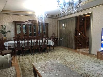 7-комнатный дом помесячно, 400 м², Клары цеткин 12 за 750 000 〒 в Алматы, Турксибский р-н
