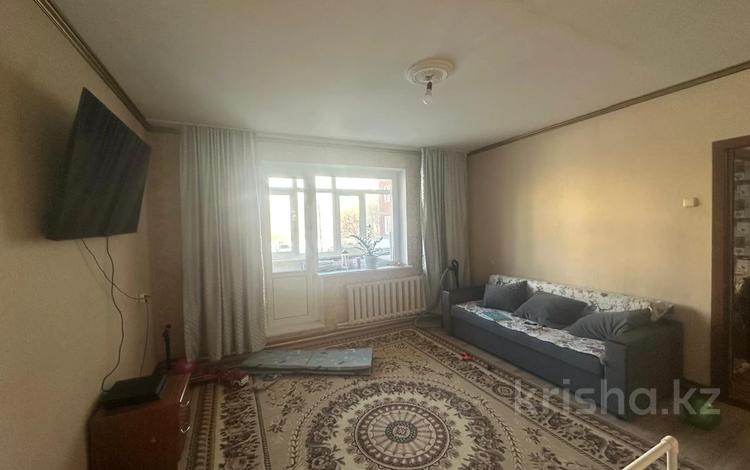 3-комнатная квартира · 63 м² · 2/9 этаж, мкр Юго-Восток, Таттмбета 21 за 26.8 млн ₸ в Караганде, Казыбек би р-н — фото 2