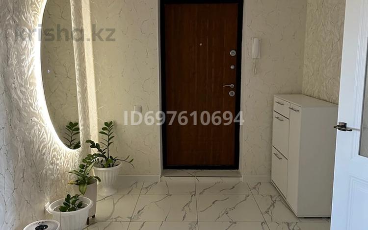 3-бөлмелі пәтер · 90 м² · 2/9 қабат, Нур Актобе 10 — 3 микрорайон, бағасы: 30 млн ₸ — фото 2