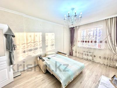 2-комнатная квартира · 61 м² · 5/22 этаж, Роза Багланова 2 — СРОЧНАЯ ПРОДАЖА за ~ 36 млн 〒 в Астане, Есильский р-н