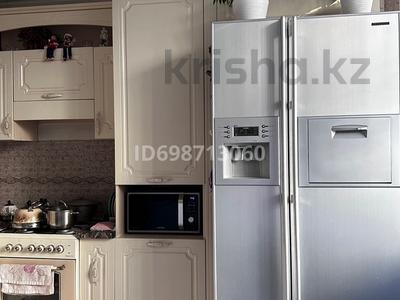 3-комнатная квартира · 76 м² · 2/8 этаж, Райымбека 245 Г за 60 млн ₸ в Алматы, Жетысуский р-н