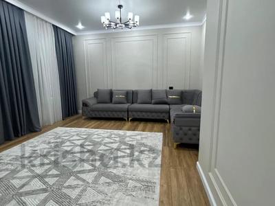 3-комнатная квартира · 95 м² · 7/9 этаж, Шарипова 28/1 за 700 000 〒 в Атырау, мкр Жилгородок