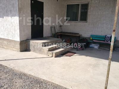 Жеке үй · 3 бөлме · 77 м², 15 линия 5 — Школа 42, бағасы: 27 млн ₸ в Аскара Токпанова (Казцик)