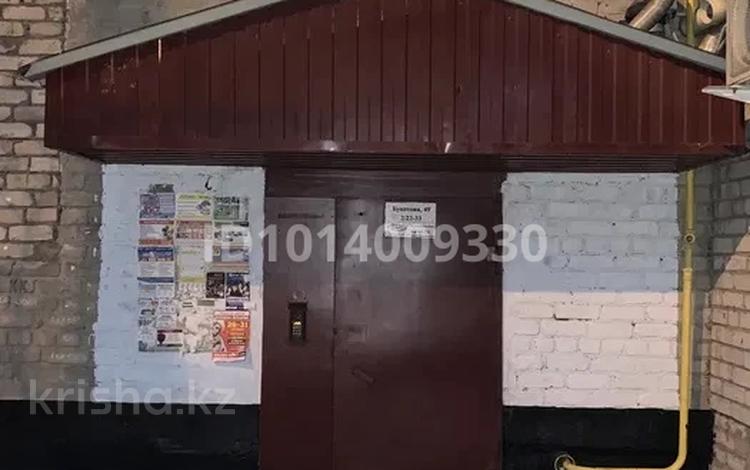 2-комнатная квартира · 45 м² · 2/5 этаж, Букетова 49 — Жабаева за 22 млн ₸ в Петропавловске — фото 2