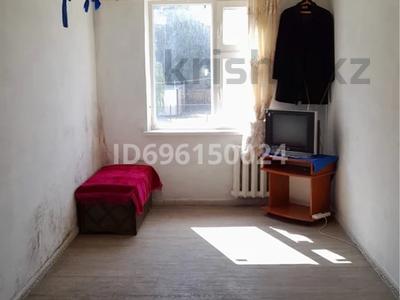 1-комнатная квартира · 17 м² · 2/9 этаж, Х. Чурина 119 — Магазин Урал за 3.5 млн 〒 в Уральске, мкр Школьник