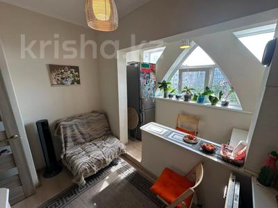 2-комнатная квартира · 58 м² · 8/9 этаж, мкр Аксай-2 за 40 млн ₸ в Алматы, Ауэзовский р-н