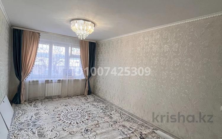 3-бөлмелі пәтер · 70 м² · 1/5 қабат, мкр 8 64, бағасы: 24 млн ₸ в Актобе — фото 3