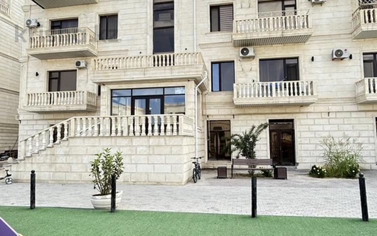 4-комнатная квартира · 225 м² · 3/4 этаж, 7А мкр 24 за 110 млн ₸ в Актау — фото 2