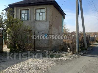 Жеке үй · 4 бөлме · 60 м² · 8 сот., Водлпроводная 37 — Магазина Нурсултан, бағасы: 4 млн ₸ в Талдыкоргане, Каратал