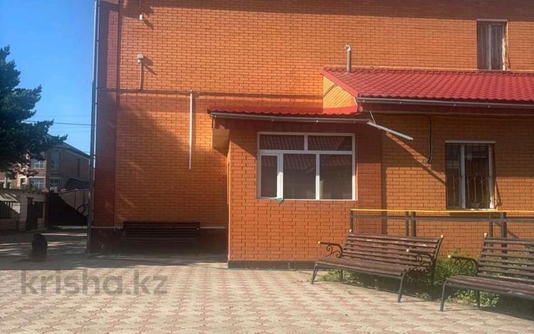 Отдельный дом · 8 комнат · 500 м² · 20 сот., Уалиханова за 199 млн ₸ в Косшы — фото 2