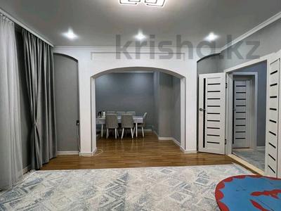 3-комнатная квартира · 73 м² · 1/5 этаж, Ердена 207 за 18 млн 〒 в Сатпаев