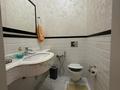 3-бөлмелі пәтер · 120 м², Кабанбай батыра 7 — Центральный парк, бағасы: 110 млн ₸ в Астане, Нура р-н — фото 45